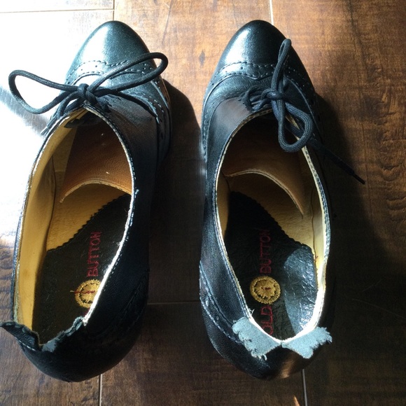 • MOVING LAST CHANCE 7/31/2024 • GoldButton Brako leather ankle booties 37 - Picture 3 of 6